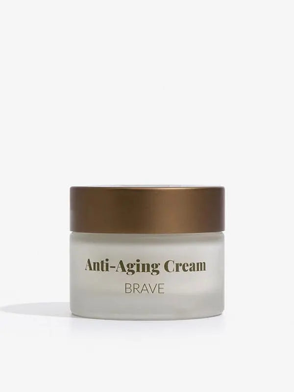 Die Dose des Kostenlos testen: Anti-Aging Creme steht auf einem weißen Hintergrund.